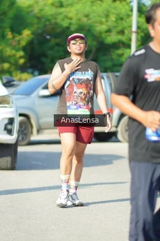 Runner Photo 3981535