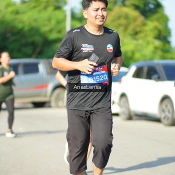 Runner Photo 3981585