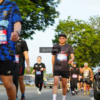 Runner Photo 3981606