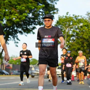 Runner Photo 3981654