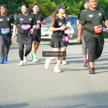 Runner Photo 3981749