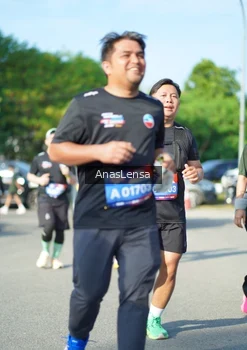 Runner Photo 3981761