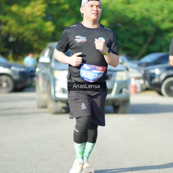 Runner Photo 3981775