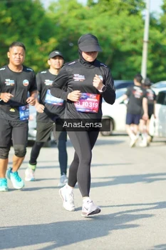 Runner Photo 3981940
