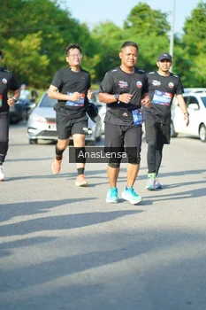 Runner Photo 3981942