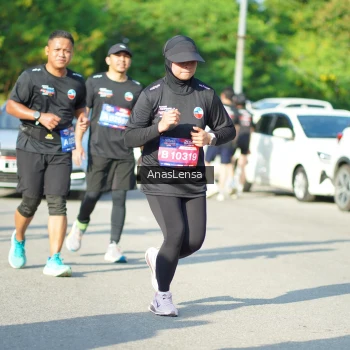 Runner Photo 3981945