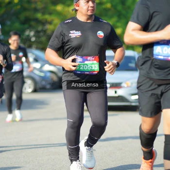 Runner Photo 3981954