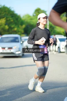 Runner Photo 3981976