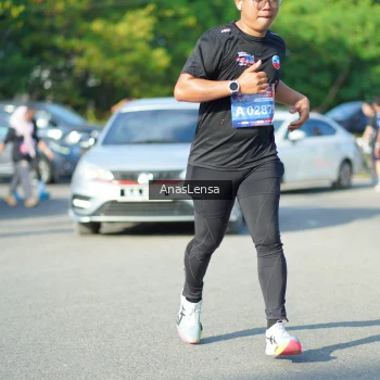Runner Photo 3981982