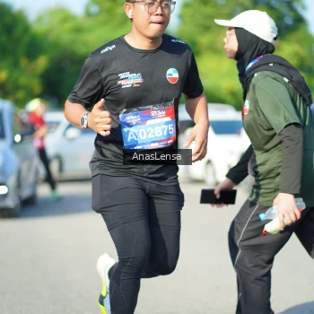Runner Photo 3981999