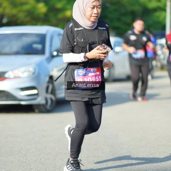 Runner Photo 3982021