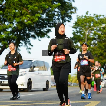Runner Photo 3982057