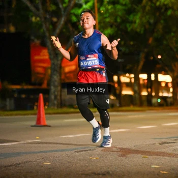 Runner Photo 3982060