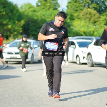 Runner Photo 3982085