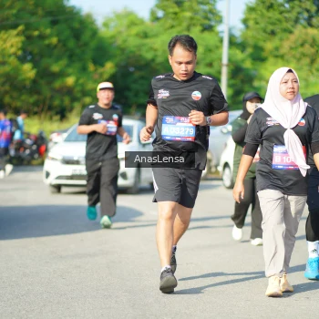 Runner Photo 3982126