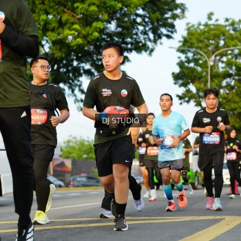 Runner Photo 3982128