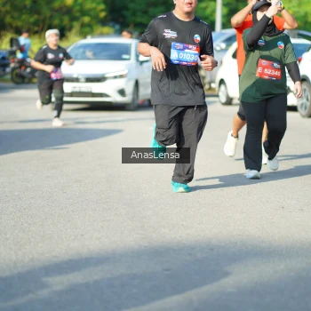 Runner Photo 3982136