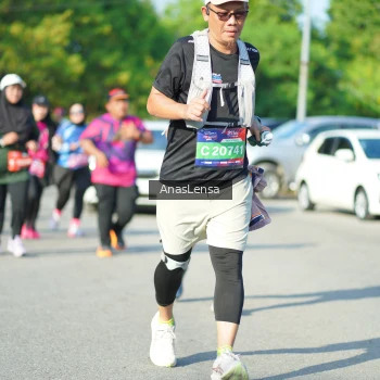 Runner Photo 3982276