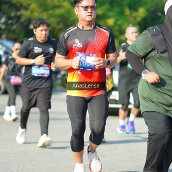 Runner Photo 3982294