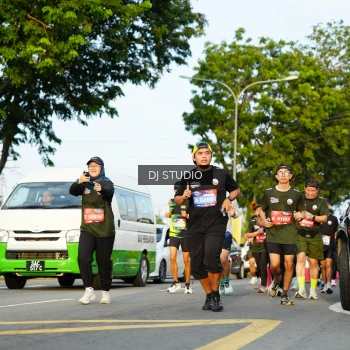 Runner Photo 3982295