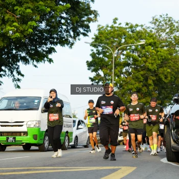 Runner Photo 3982296