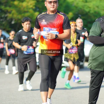 Runner Photo 3982305
