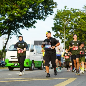 Runner Photo 3982335