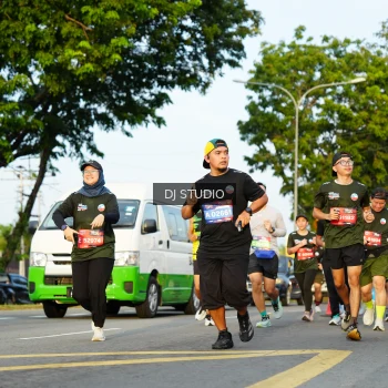 Runner Photo 3982342