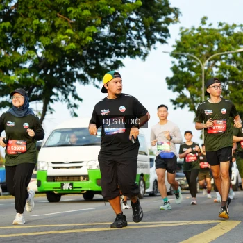 Runner Photo 3982345
