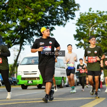 Runner Photo 3982356