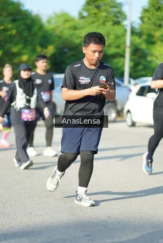 Runner Photo 3982392