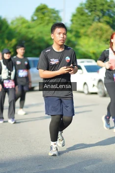 Runner Photo 3982395