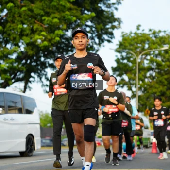 Runner Photo 3982440