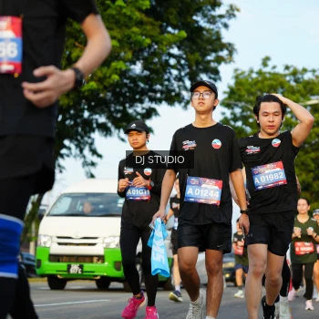 Runner Photo 3982593