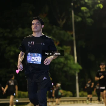Runner Photo 3982624