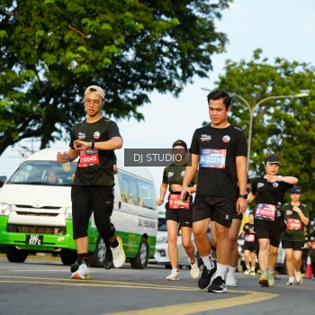 Runner Photo 3982645