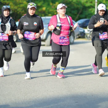 Runner Photo 3982672