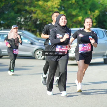 Runner Photo 3982688