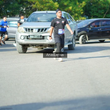 Runner Photo 3982829