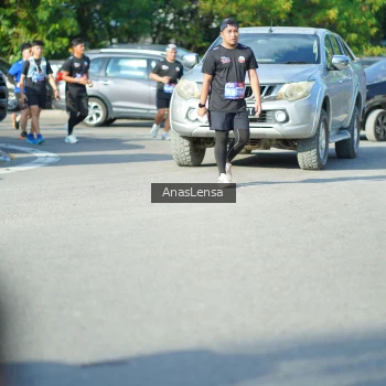 Runner Photo 3982833