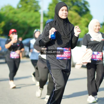 Runner Photo 3982876