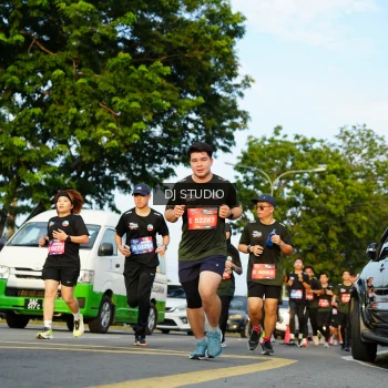 Runner Photo 3982884
