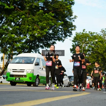 Runner Photo 3982921