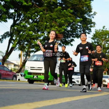 Runner Photo 3982942
