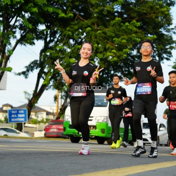 Runner Photo 3982980