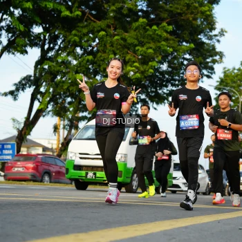 Runner Photo 3982981