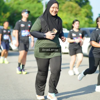 Runner Photo 3982993