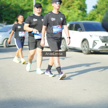 Runner Photo 3982997
