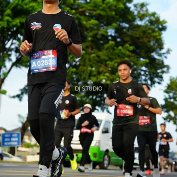 Runner Photo 3983045