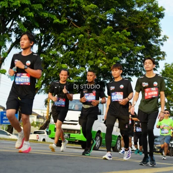 Runner Photo 3983279